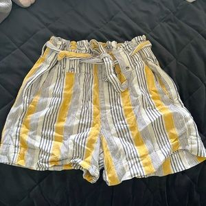 Reitmans Linen Yellow Striped Shorts